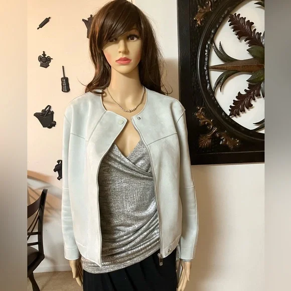 Trouve Metallic Silver Rouched Top - Silk Foil Nordstrom Small New with Tags - Picture 16 of 16